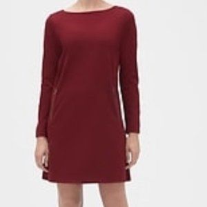 GAP Vampire Red Shift Dress w Zipper Pocket Detail
